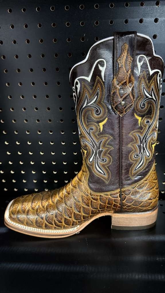 Men's Rodeo Cowboy Western Square Toe Boots Alligator Neck Print Made in Mexico