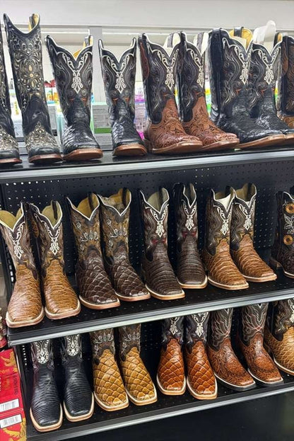 Men's Rodeo Cowboy Western Square Toe Boots Alligator Neck Print Made in Mexico